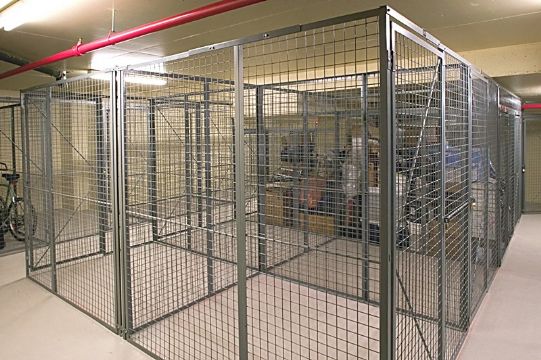 Wire Mesh Partition